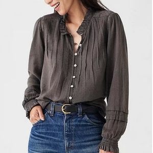 NWT- FAHERTY Willa Ruffled Long Sleeve  Button Front Blouse